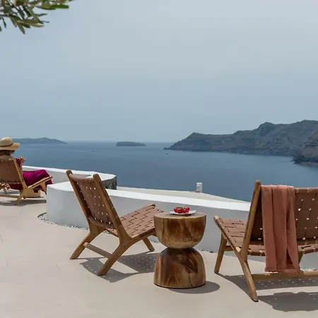 σπίτια τέχνης ασπάκι Ξενοδοχείο Οία